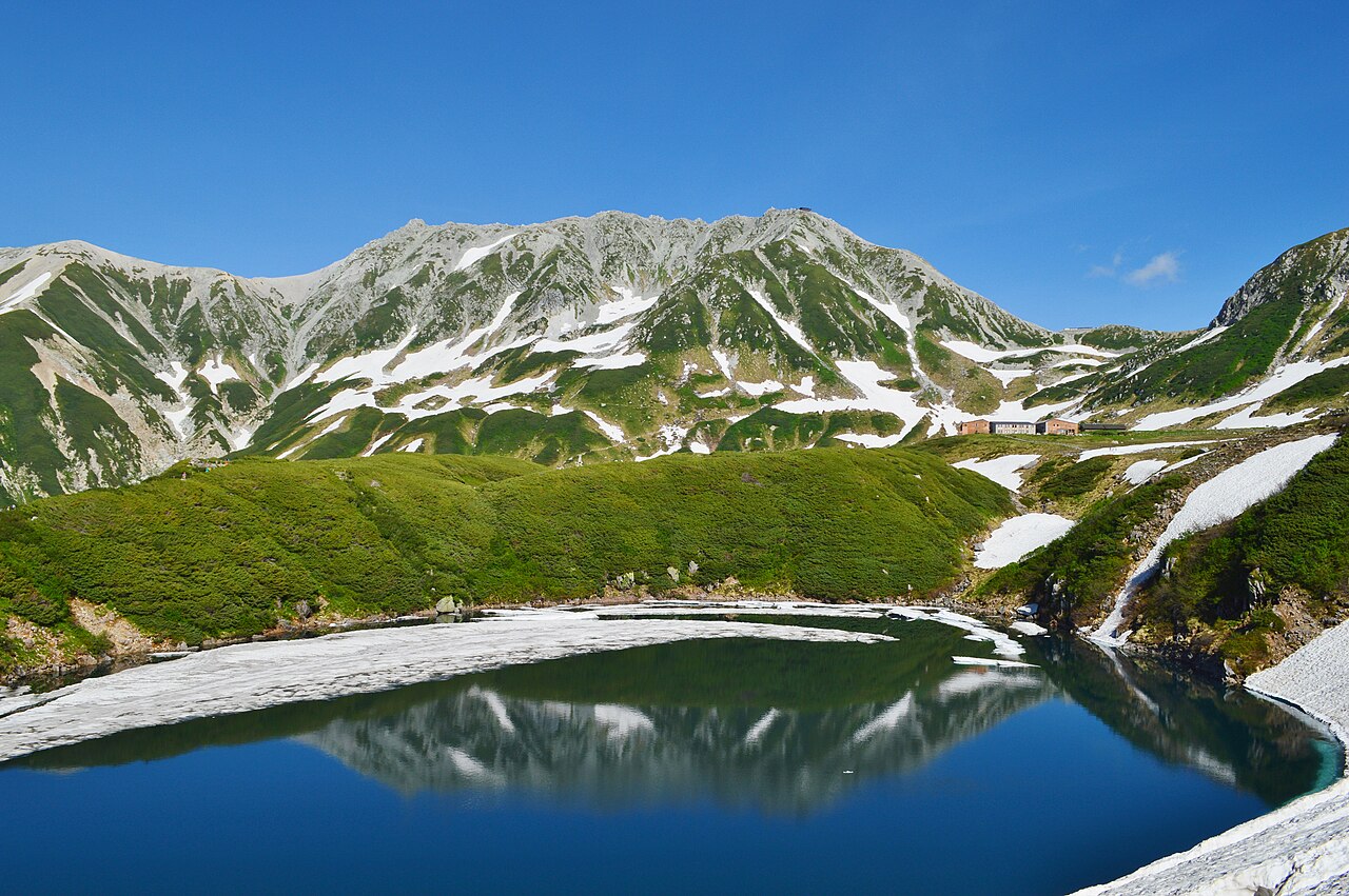 The high alpine plateau at Murodo