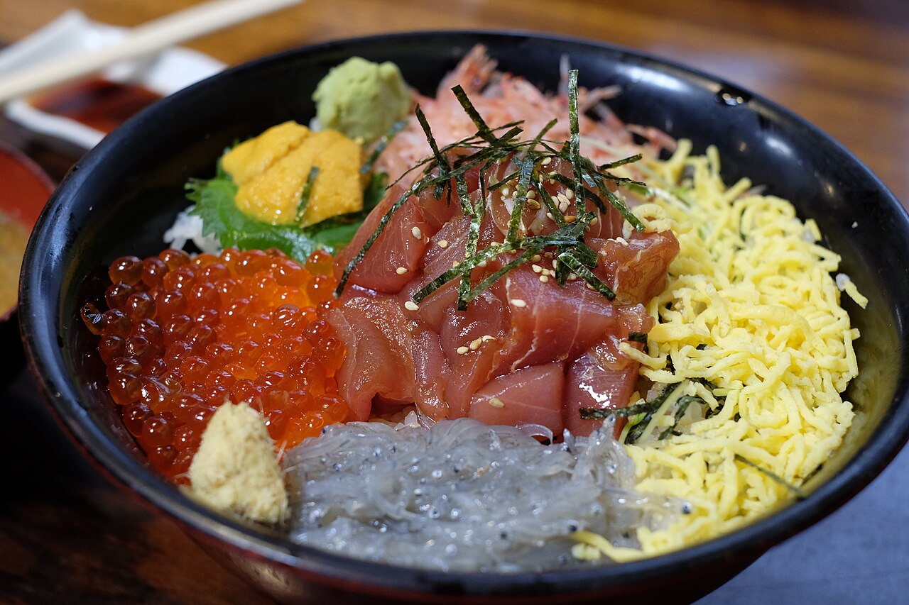 A seafood rice bowl at Numazu port