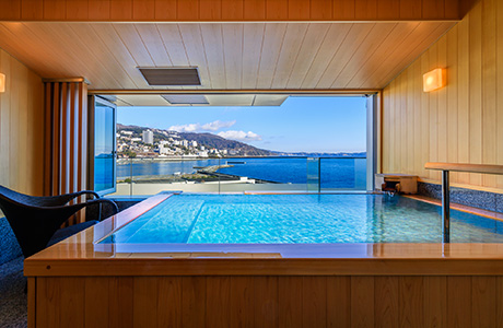 The Excellency private bath