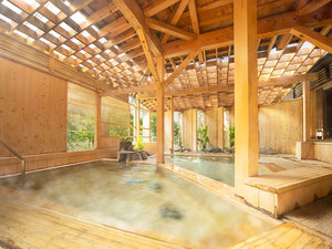 The wooden open-air bath