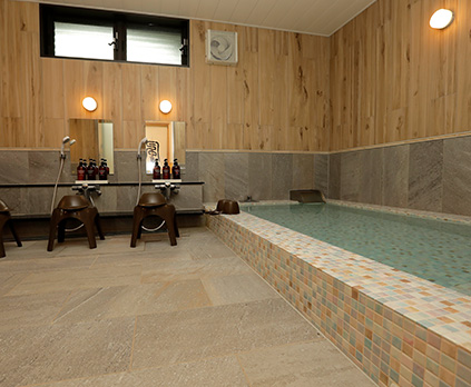 The public bath at UFUFU